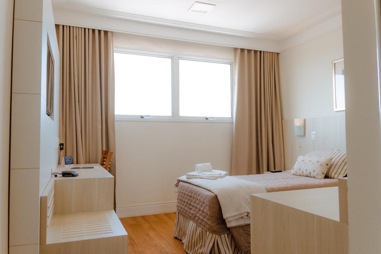 Porto Feliz Executive Hotel Luaran gambar